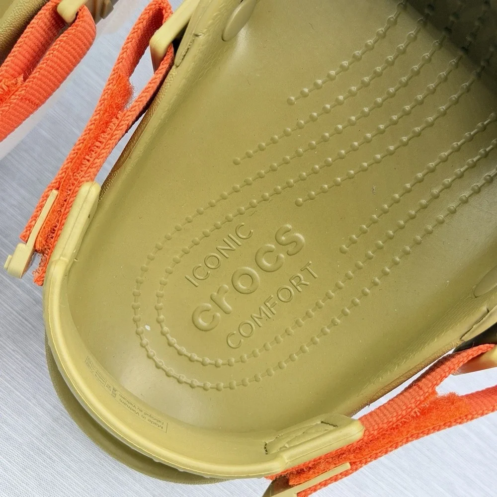 Crocs Duet Max II Clogs Men's 9 Olive Green Orange Outdoor Comfort Trail Army